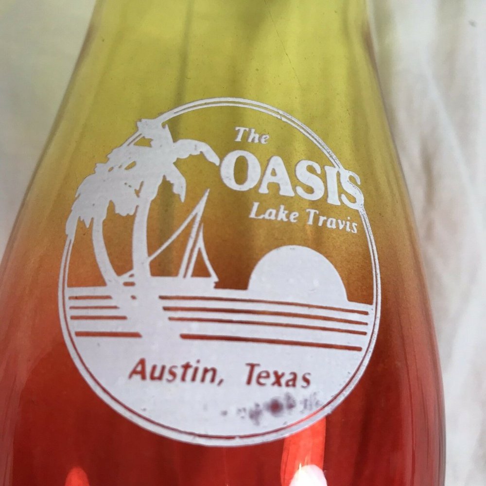 Oasis Lake Travis Hurricane Cocktail Glass Austin - Picture 7 of 8